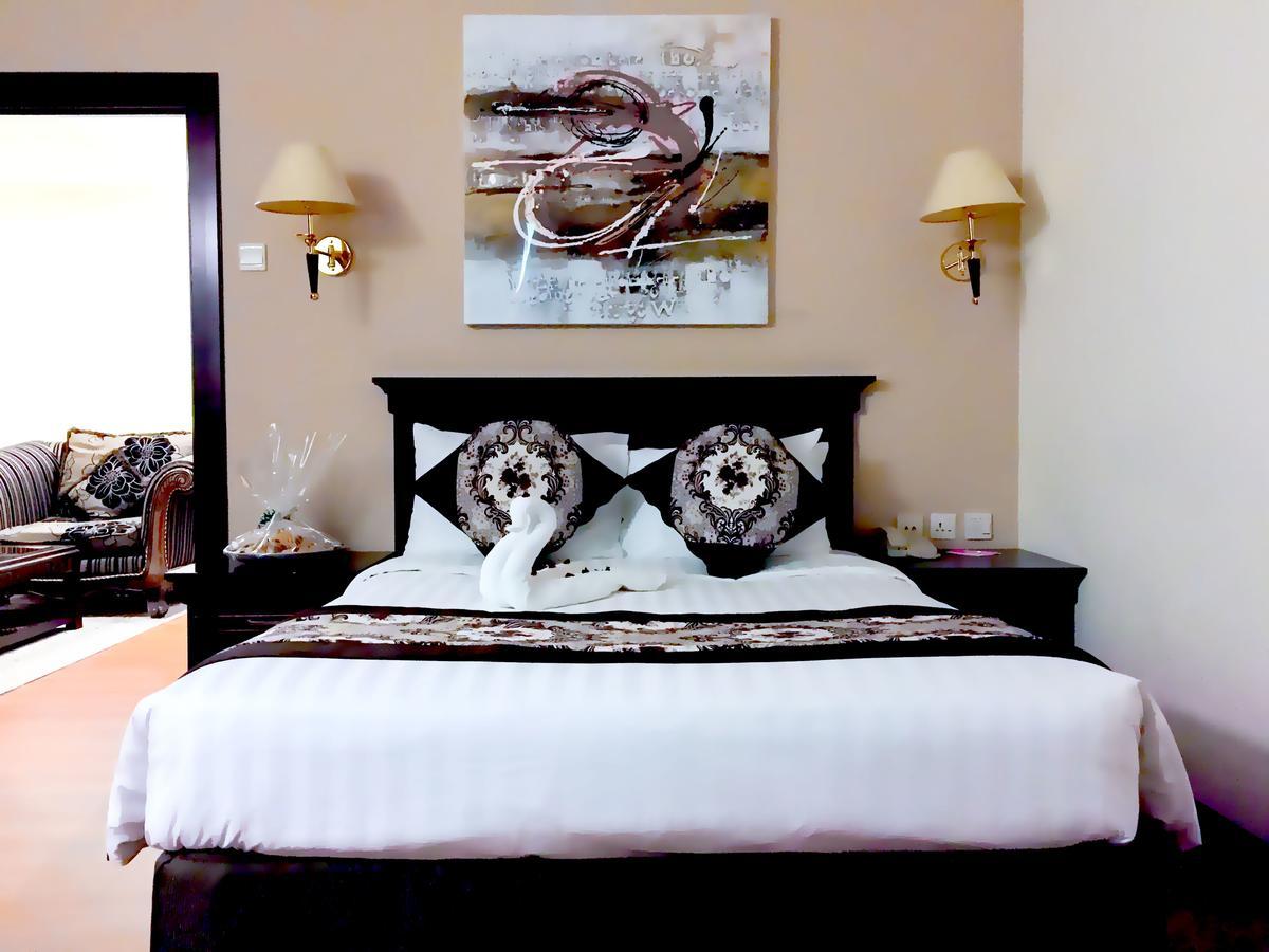 Pars International Hotel Манама Экстерьер фото